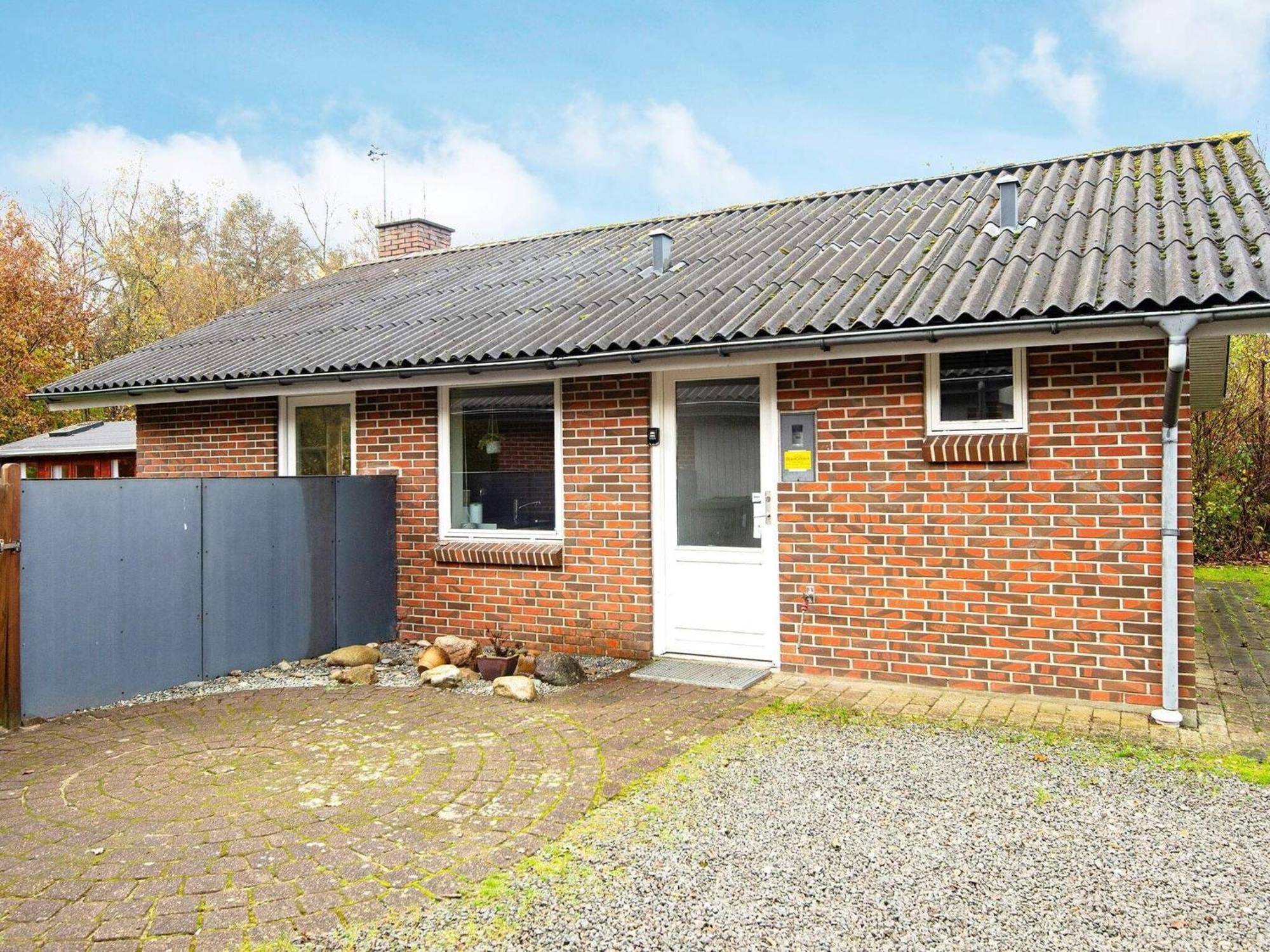 6 Person Holiday Home In Hemmet Esterno foto